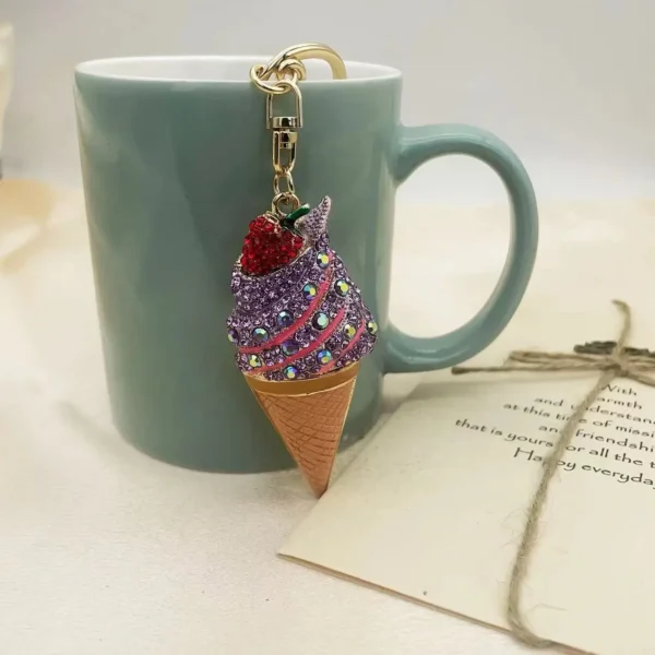 Rhinestone Ice Cream Cone Keychain Car Keyrings Women's Bags Decoration Accessories Fashion Full Crystal Pendants Jewelry Gift